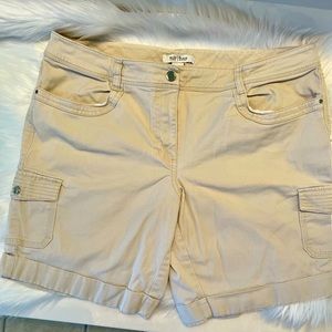 White House/Black Market shorts